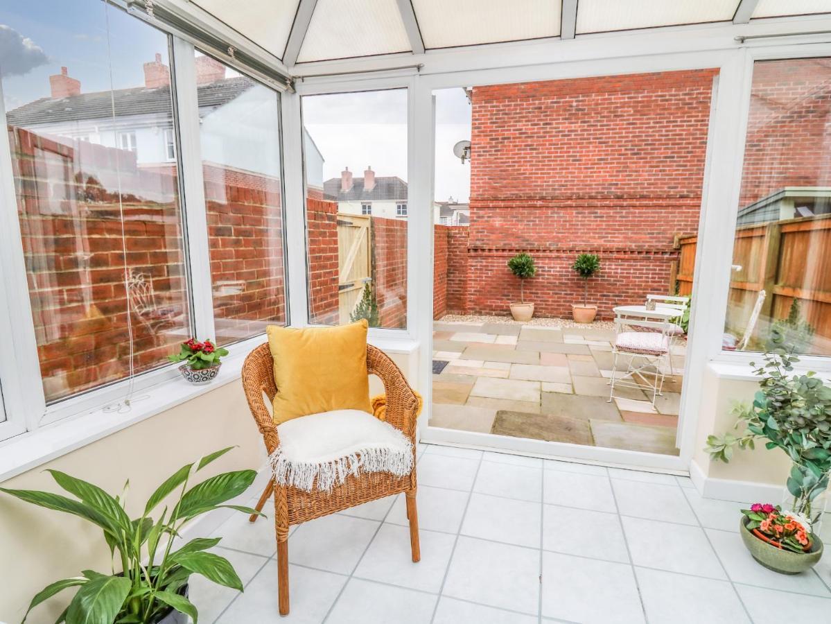6 Erwr Brenhinoedd Villa Ammanford Dış mekan fotoğraf
